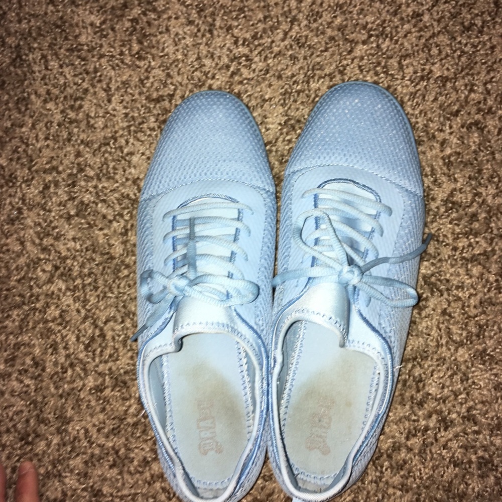 Size 12 Women Brash Sneakers
